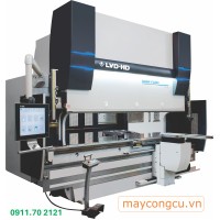 Máy chấn CNC 
